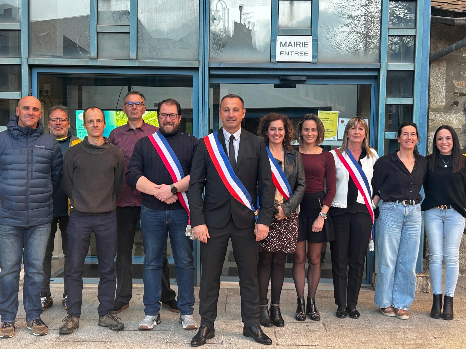 https://www.ville-ur.fr/medias/files/photo-2026-03-30-22-43-22.jpg